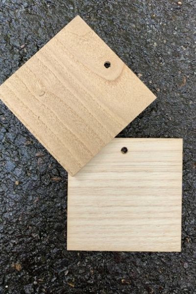 5 étiquettes bois carrée à suspendre